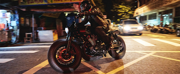 Yamaha-XJR-1300-Guerilla -Four-Rough-Crafts